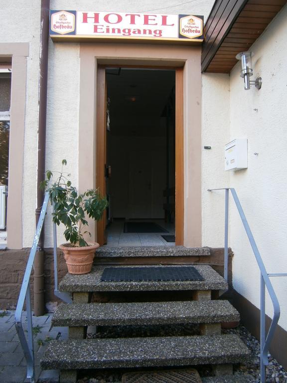 Hotel Strauss Waldbronn Exterior photo
